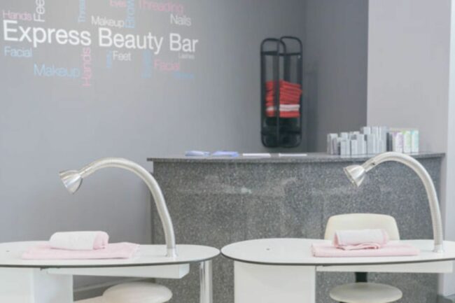 Nail bar in Graduate Salon
