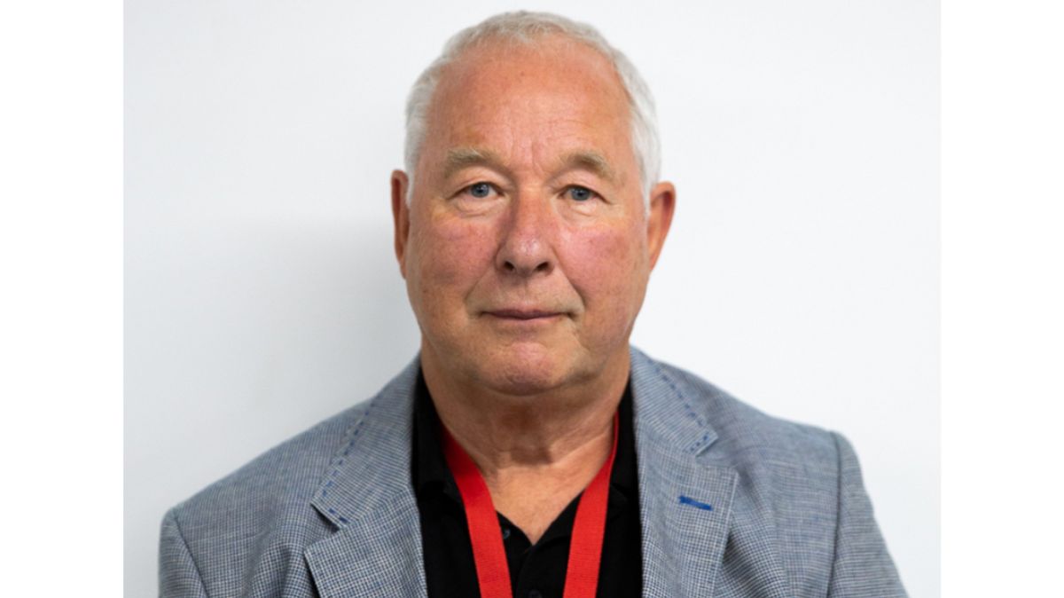 Robert Davies