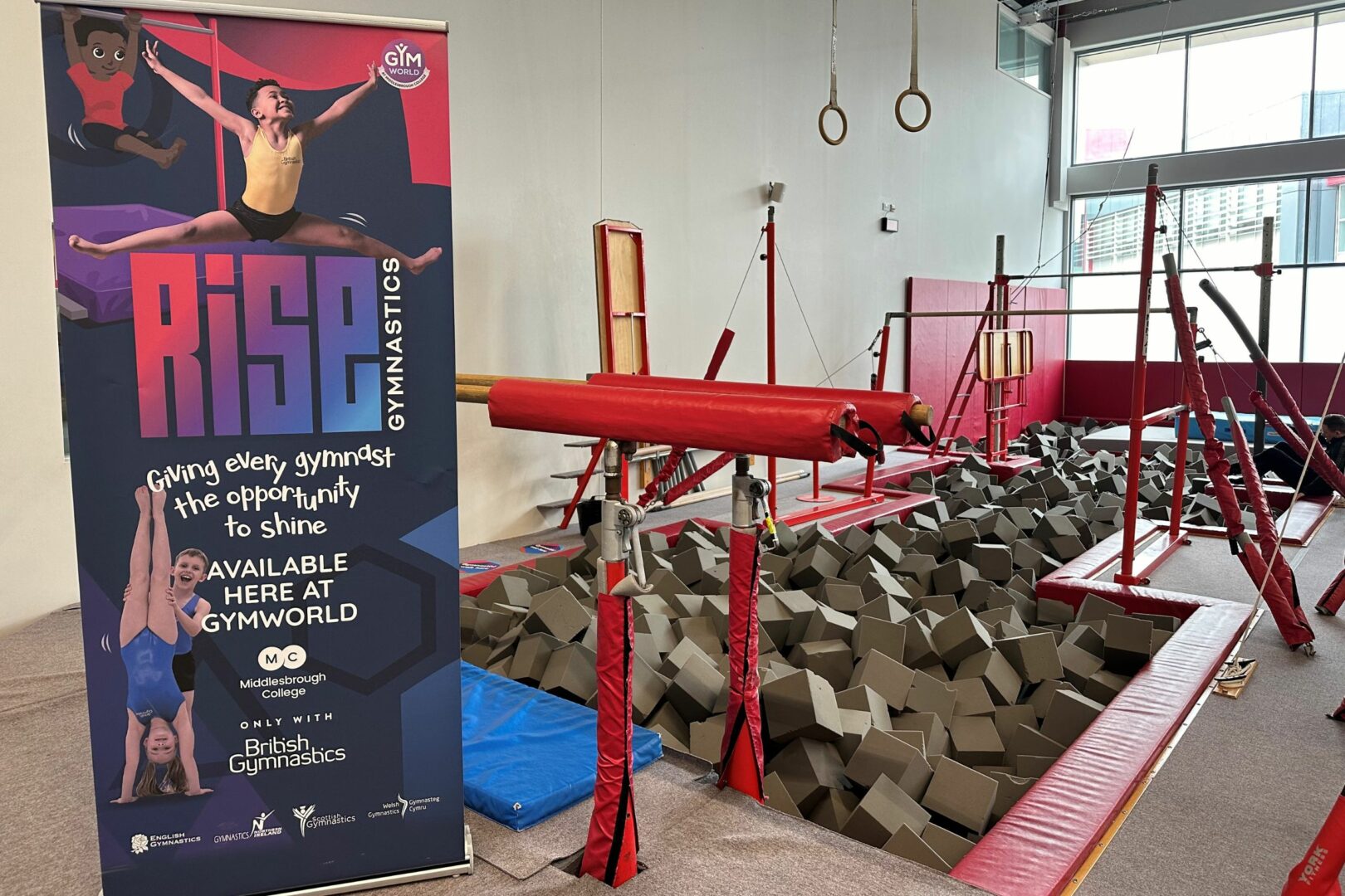Gymworld foam pit