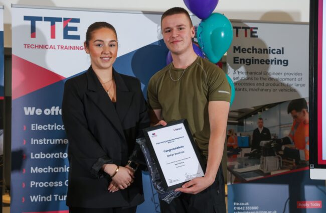 Employer Intelect UK Ltd with Scholar Oskar Zawiasa
