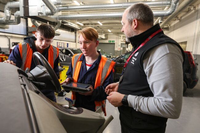 Students and Tutor on EV setup