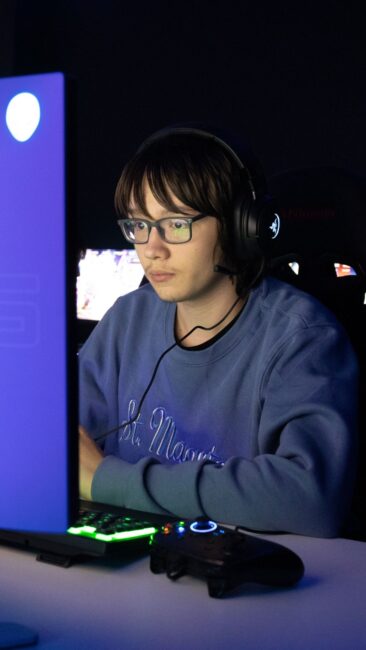 MC Digital student