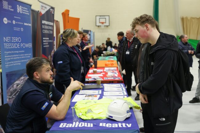 Student speaks with Balfour Beatty