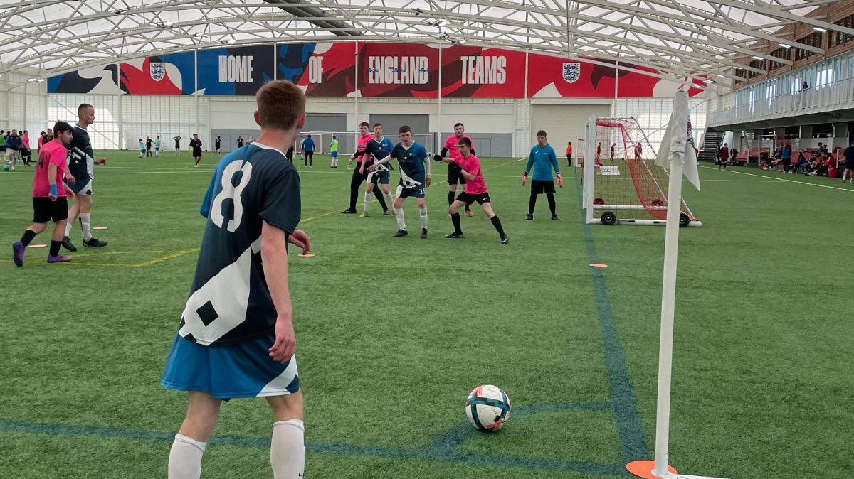 Middlesbrough College mid match