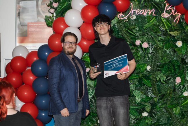 10 MC6 Awards Elliott Casson