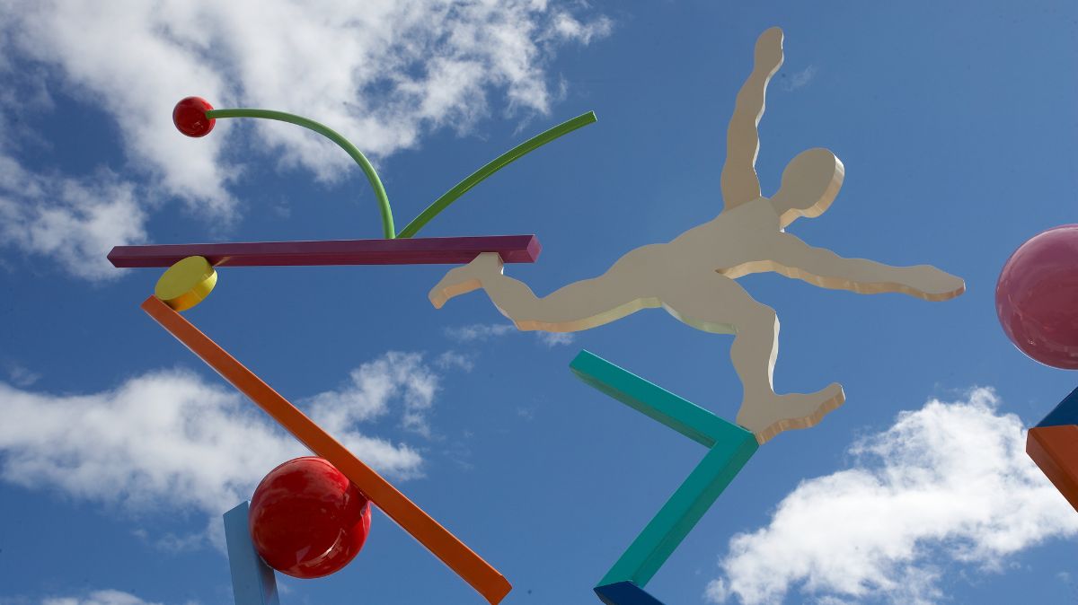 Statue outside Middlesbrough College