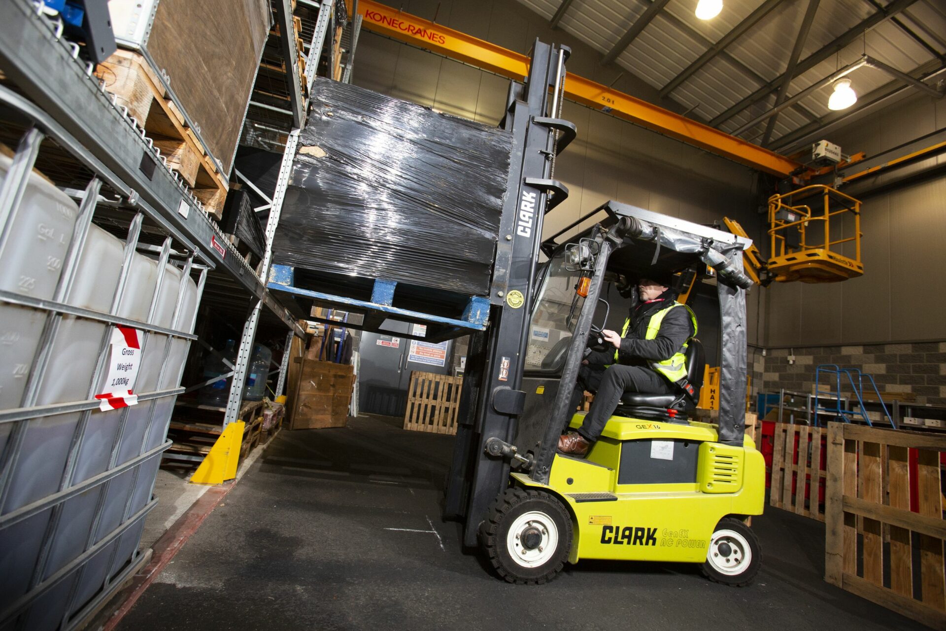 Forklift truck