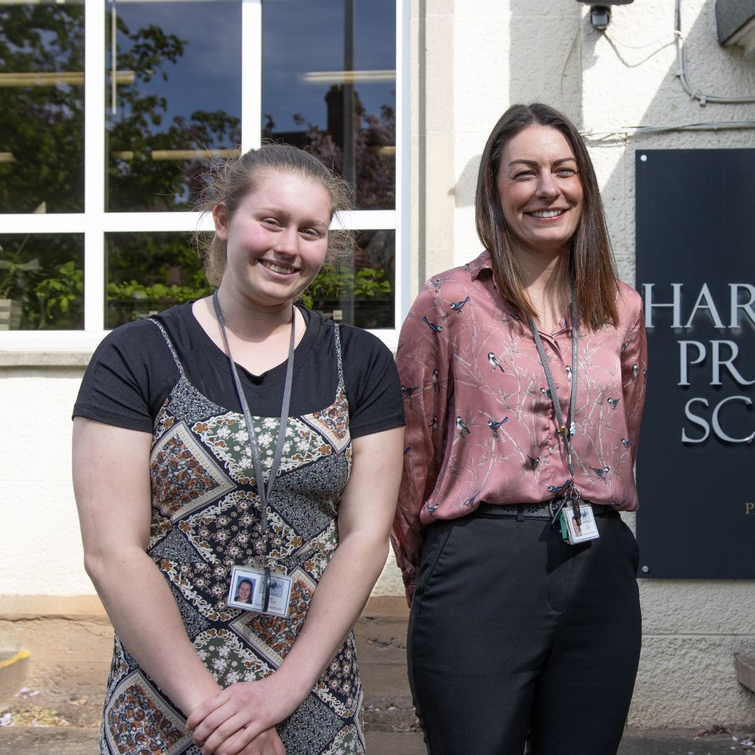 Education apprentice and employer outside school