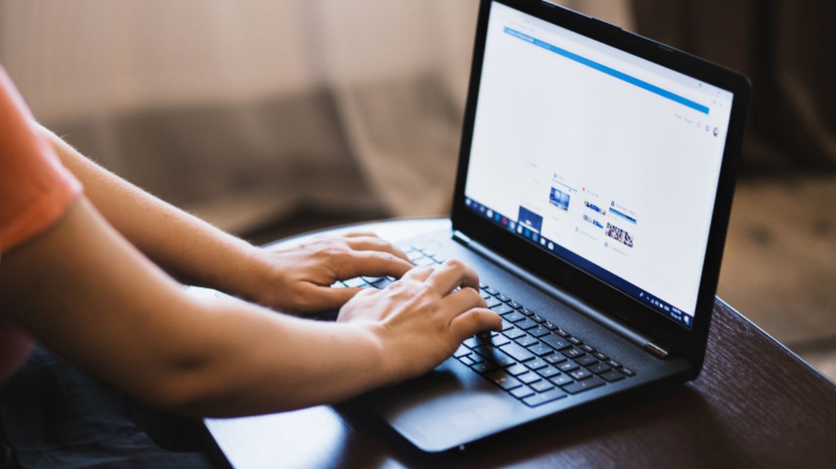 Hands on laptop