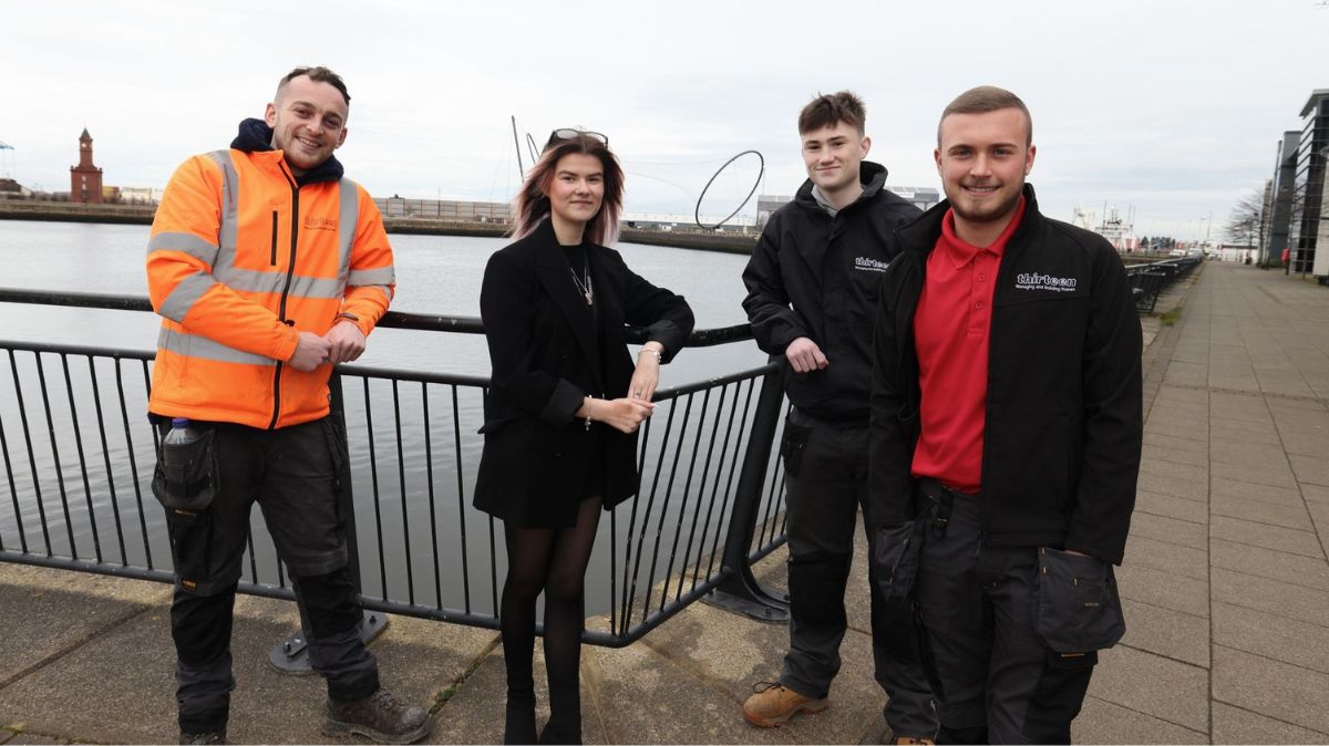 Thirteen group apprentices